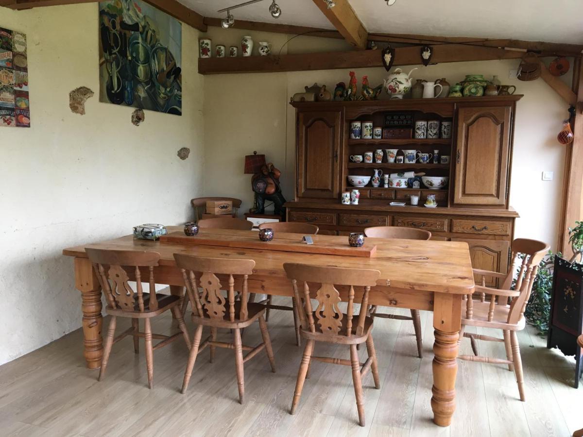مبيت وإفطار Le Jardin De Rose 24 Feuillebert Romagne 86700 المظهر الخارجي الصورة